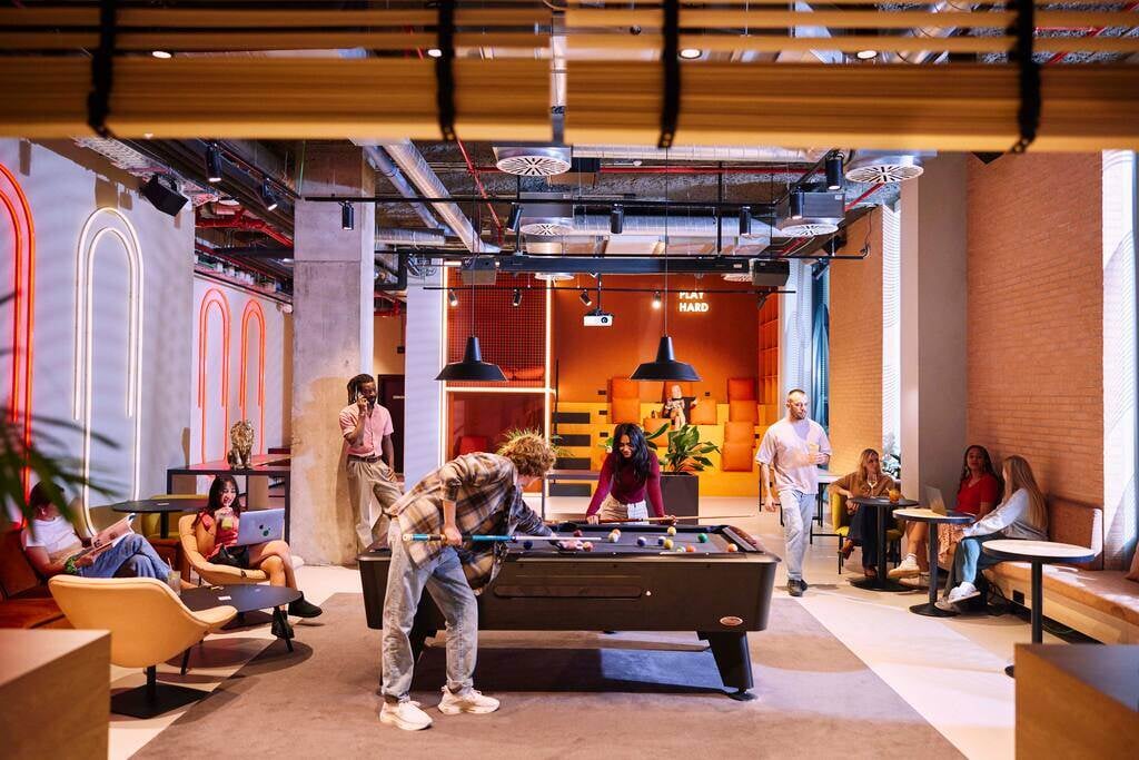 TheSocialHub_Brand_MakeRoomForWhatMatters_Stay-Play_Hotel_Lobby_2023_005